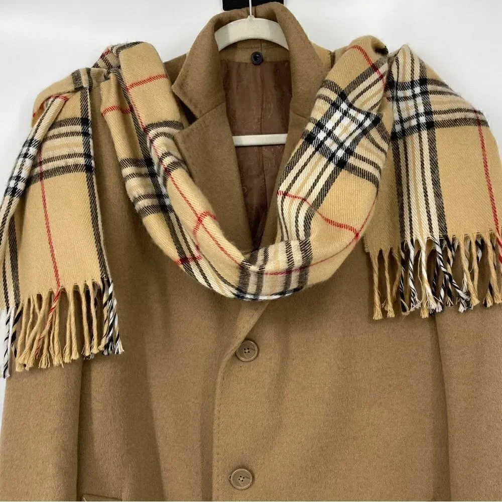 Big Checkered Scarf/Lightweight and Soft It Looks Like a Burberry,But it’s Not